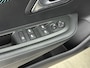 Peugeot e-208 EV Allure Pack 50 kWh | ACCU: 93% | Lichtmetalen velgen | Apple CarPlay/Android Auto |