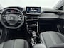 Peugeot e-208 EV Allure Pack 50 kWh | ACCU: 93% | Lichtmetalen velgen | Apple CarPlay/Android Auto |