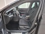 Skoda Octavia Combi 1.0 e-TSI Automaat Sport Business Trekhaak Navigatie Apple Carplay/ Android Auto Parkeersensoren Full led Virtual Cockpit Cruise control Climate control Lichtmetalen velgen Getinte ramen