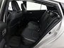 Toyota Prius 1.8 Executive | Schuif/kantel dak | JBL | Head-Up Display | Dodehoek detectie | 360 Camera | Parkeersensoren voor+achter met assistent | Navigatie | Climate Control | Draadloze telefoonlader |