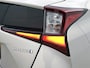 Toyota Prius 1.8 Executive | Schuif/kantel dak | JBL | Head-Up Display | Dodehoek detectie | 360 Camera | Parkeersensoren voor+achter met assistent | Navigatie | Climate Control | Draadloze telefoonlader |