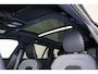 Volvo V60 T6 Recharge AWD Plus Dark - Panorama/schuifdak - IntelliSafe Assist & Surround - 360º Camera - Harman/Kardon audio - Verwarmde voorstoelen, stuur & achterbank - Parkeersensoren voor & achter - Elektr. bedienb. voorstoelen met geheugen - Head up display - Extra getint glas - 19' LMV