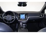 Volvo V60 T6 Recharge AWD Plus Dark - Panorama/schuifdak - IntelliSafe Assist & Surround - 360º Camera - Harman/Kardon audio - Verwarmde voorstoelen, stuur & achterbank - Parkeersensoren voor & achter - Elektr. bedienb. voorstoelen met geheugen - Head up display - Extra getint glas - 19' LMV