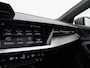 Audi A3 Sportback 40 TFSI e S edition Competition 204PK S-Tronic Panoramadak, Trekhaak, Keyless, 18" LM velgen, Parkeersensoren voor en achter, B&O Audio, Navi