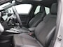 Audi A3 Sportback 40 TFSI e S edition Competition 204PK S-Tronic Panoramadak, Trekhaak, Keyless, 18" LM velgen, Parkeersensoren voor en achter, B&O Audio, Navi