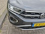 Volkswagen T-Roc 1.5 TSI 150pk Style DSG Automaat / Navigatie / LM 18 inch / Camera / Park Assist / LED / APP