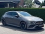 Mercedes-Benz CLA Shooting Brake 180 AMG Line Automaat | OPEN SCHUIF/KANTEL DAK | LEER/ALCANTARA BEKLEDING