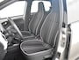 SEAT Mii Electric electric Plus l Stoelverwarming l Cr Control l Parkeersensoren l Metallic lak l Mistlampen l Getint Glas l 16" Lm-velgen l