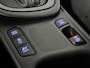 Toyota Yaris 1.5 Hybrid Executive | Bi-tone