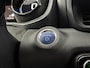 Toyota Yaris 1.5 Hybrid Executive | Bi-tone