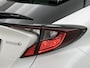 Toyota C-HR / C-HR+ 1.8 Hybrid Style | Navigatie | Apple CarPlay/Android Auto | Stoel+stuurverwarming | Parkeersensoren voor+achter | Climate Control | Achteruitrijcamera |
