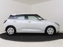 Suzuki Swift 1.2 Comfort Smart Hybrid | BTW voertuig | Dodehoek detectie | Navigatie | Apple CarPlay/Android Auto | Cruise Control Adaptive | Achteruitrijcamera | Airco |