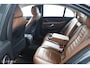 Mercedes-Benz E-klasse E350 e 286Pk Plug-in hydride | Gereviseerde accu | Luchtvering | Ambient Light | PDC V&A | Led verlichting | Bruin-leder | Essenhout | DEALER-STAAT