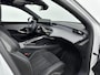 Peugeot 3008 1.2 Hybrid 136 GT | Alcantara bekleding | Navigatie | Adaptieve cruise control | Camera |