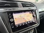 Volkswagen Tiguan 1.5 TSI ACT Highline Business R | Trekhaak | Adaptieve Cruise | CarPlay | Full LED | APK 09-2027 |