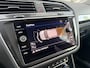 Volkswagen Tiguan 1.5 TSI ACT Highline Business R | Trekhaak | Adaptieve Cruise | CarPlay | Full LED | APK 09-2027 |