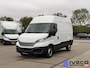IVECO Daily 35S18V A8 3.0L 180pk | L2H2 W3520 | Automaat | Cruise control | Camera | AppleCarPlay | Trekhaak