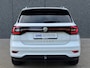 Volkswagen T-Cross 1.0 TSI R-line | Carplay | Trekhaak | Keyless | Dodehoek assistent | ACC | Rijstrook assistent | Camera | DAB |
