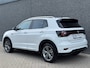 Volkswagen T-Cross 1.0 TSI R-line | Carplay | Trekhaak | Keyless | Dodehoek assistent | ACC | Rijstrook assistent | Camera | DAB |