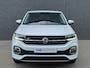 Volkswagen T-Cross 1.0 TSI R-line | Carplay | Trekhaak | Keyless | Dodehoek assistent | ACC | Rijstrook assistent | Camera | DAB |