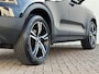 Volvo XC40 2.0 T4 R-Design Automaat Pano Trekhaak Camera Adaptive Cruise Leder Carplay Harman/Kardon All-Season banden