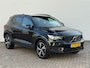 Volvo XC40 2.0 T4 R-Design Automaat Pano Trekhaak Camera Adaptive Cruise Leder Carplay Harman/Kardon All-Season banden