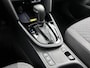 Toyota Yaris Cross 1.5 Hybrid 130 Dynamic Comfort Pack | BTW voertuig | Dodehoek detectie | Parkeersensoren voor+achter | Stoel+stuurverwarming | Elektrisch verstel/inklapbare buitenspiegels | Draadloze telefoonlader | Navigatie | Apple CarPlay/A