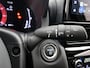Toyota Yaris Cross 1.5 Hybrid 130 Dynamic Comfort Pack | BTW voertuig | Dodehoek detectie | Parkeersensoren voor+achter | Stoel+stuurverwarming | Elektrisch verstel/inklapbare buitenspiegels | Draadloze telefoonlader | Navigatie | Apple CarPlay/A
