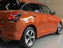 Suzuki Swift 1.2 Comfort + Hyb | Aut | Navi | 16" | Carplay | Stoelverwarming | ACC | Dodehoek | 100% Suzuki Onderhouden!