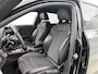 Audi A4 Limousine 40 TFSI S edition Competition 204 PK | S-line | Automaat | Trekhaak | Cruise Control | Climate Control | Parkeersensoren | Virtual Cockpit | 18 " Lichtmetalen Velgen |
