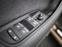 Audi Q7 60 TFSI e quattro Pro Line S Competition 490 PK l Adaptive cruise control + emergency ass. l Luchtvering l Glazen panoramadak l Vierwielbesturing l 360 graden camera l Head-up display l Elektrisch verstelbaar stuur l HD-matrix met laser l Elektr. verstelbare stoelen met geheugen l Elektrisch sluithulp portieren l Alarm Klasse III l Trekhaak