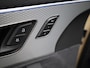 Audi Q7 60 TFSI e quattro Pro Line S Competition 490 PK l Adaptive cruise control + emergency ass. l Luchtvering l Glazen panoramadak l Vierwielbesturing l 360 graden camera l Head-up display l Elektrisch verstelbaar stuur l HD-matrix met laser l Elektr. verstelbare stoelen met geheugen l Elektrisch sluithulp portieren l Alarm Klasse III l Trekhaak