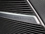 Audi Q7 60 TFSI e quattro Pro Line S Competition 490 PK l Adaptive cruise control + emergency ass. l Luchtvering l Glazen panoramadak l Vierwielbesturing l 360 graden camera l Head-up display l Elektrisch verstelbaar stuur l HD-matrix met laser l Elektr. verstelbare stoelen met geheugen l Elektrisch sluithulp portieren l Alarm Klasse III l Trekhaak