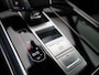 Audi Q7 60 TFSI e quattro Pro Line S Competition 490 PK l Adaptive cruise control + emergency ass. l Luchtvering l Glazen panoramadak l Vierwielbesturing l 360 graden camera l Head-up display l Elektrisch verstelbaar stuur l HD-matrix met laser l Elektr. verstelbare stoelen met geheugen l Elektrisch sluithulp portieren l Alarm Klasse III l Trekhaak