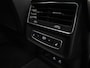 Audi Q7 60 TFSI e quattro Pro Line S Competition 490 PK l Adaptive cruise control + emergency ass. l Luchtvering l Glazen panoramadak l Vierwielbesturing l 360 graden camera l Head-up display l Elektrisch verstelbaar stuur l HD-matrix met laser l Elektr. verstelbare stoelen met geheugen l Elektrisch sluithulp portieren l Alarm Klasse III l Trekhaak