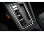 Volkswagen Golf 1.5 eHybrid 204pk Life Edition | SoH 100% | Trekhaak | Achteruitrijcamera | Blindspot Assist