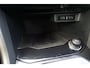 Volkswagen T-Roc 1.0 TSI 110pk Style Business | Trekhaak | Elektrische Achterklep | Navigatie