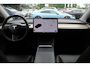 Tesla Model Y Long Range AWD 75 kWh / SoH 90,9% / Trekhaak / Autopilot / Panoramadak / Camera / 20'' / Keyless / Leder / Dodehoek / Navigatie / Stoelverwarming
