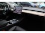 Tesla Model Y Long Range AWD 75 kWh / SoH 90,9% / Trekhaak / Autopilot / Panoramadak / Camera / 20'' / Keyless / Leder / Dodehoek / Navigatie / Stoelverwarming