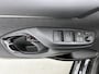 Toyota Yaris 1.5 Hybrid 115 Dynamic Comfort Pack | BTW voertuig | Dodehoek detectie | Parkeersensoren voor+achter | Stoel+stuurverwarming | Elektrisch verstel/inklapbare buitenspiegels | Draadloze telefoonlader | Navigatie | Apple CarPlay/A