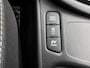 Toyota Yaris 1.5 Hybrid 115 Dynamic Comfort Pack | BTW voertuig | Dodehoek detectie | Parkeersensoren voor+achter | Stoel+stuurverwarming | Elektrisch verstel/inklapbare buitenspiegels | Draadloze telefoonlader | Navigatie | Apple CarPlay/A