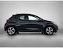 Toyota Yaris 1.5 Hybrid 115 Dynamic Comfort Pack | BTW voertuig | Dodehoek detectie | Parkeersensoren voor+achter | Stoel+stuurverwarming | Elektrisch verstel/inklapbare buitenspiegels | Draadloze telefoonlader | Navigatie | Apple CarPlay/A