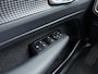 Volvo XC40 T5 262PK Recharge R-Design | Blis | Climate Control | Keyless | Trekhaak | Donker hemel |