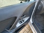 Toyota Avensis Wagon 2.0 VVTi Business in Nederland nieuw geleverde auto met trekhaak,navigatie,cruise controle en camera.