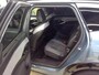 Peugeot e-5008 GT Avantage 73 kWh 7p | Fase 3 laden | SOH 100% | Luxe stoelen | Elektrische verstelbare stoelen | Alcantara | NL auto |
