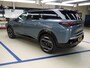Peugeot e-5008 GT Exclusive 73 kWh 7p | Fase 3 laden | SOH 99% | Lederen bekleding | Massage | Trekhaak | 20 Inch | NL auto |