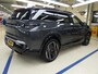 Peugeot e-5008 GT Exclusive 73 kWh 7p | Fase 3 laden | SOH 100% | Panorama/schuifdak | Lederen bekleding | Trekhaak | Massage | NL auto |