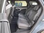 Peugeot e-5008 GT Avantage 73 kWh 7p | Fase 3 laden | SOH 100% | Luxe stoelen | Elektrische verstelbare stoelen | Alcantara | NL auto |
