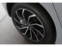 Volkswagen Golf 1.4 eHybrid > Pano.schuifdak/Moonstone Grey/Memory/17 inch