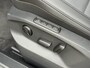 Volkswagen T-Roc 1.5 TSI 150pk Automaat / Panoramadak / Leder / IQ Light / Camera
